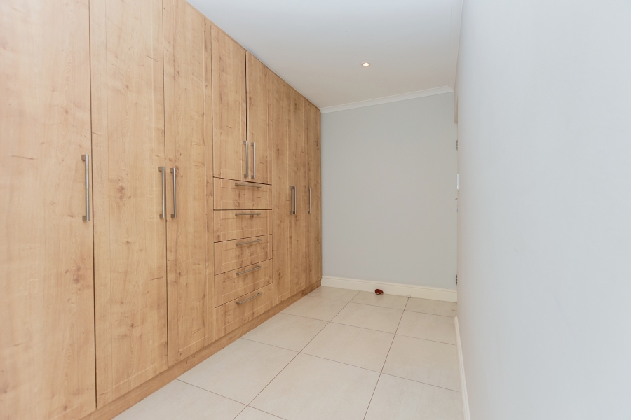 4 Bedroom Property for Sale in Britannia Bay Western Cape